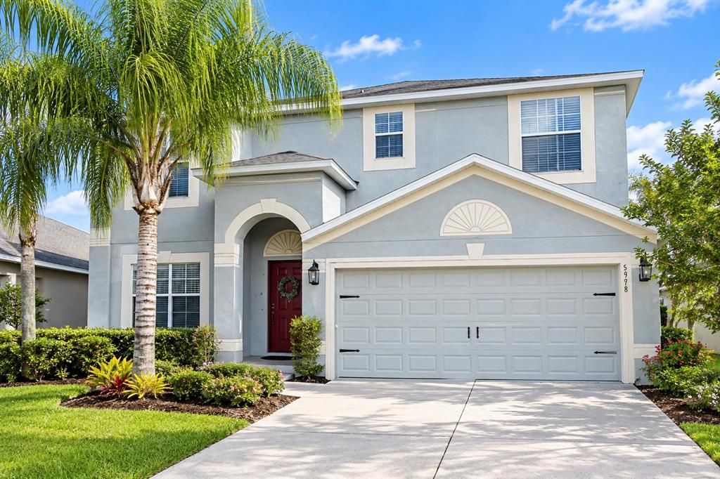 For Rent: $3,000 (4 beds, 2 baths, 2487 Square Feet)