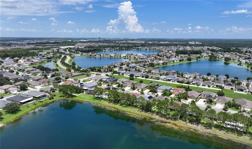 For Rent: $3,000 (4 beds, 2 baths, 2487 Square Feet)