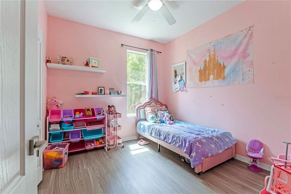 Active With Contract: $320,000 (4 beds, 2 baths, 1467 Square Feet)