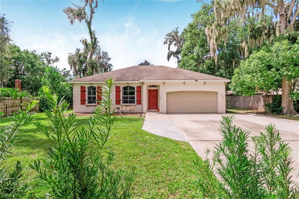 Active With Contract: $320,000 (4 beds, 2 baths, 1467 Square Feet)