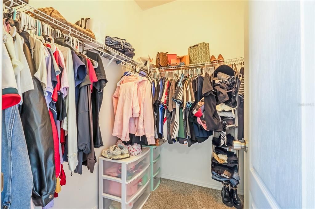 Active With Contract: $320,000 (4 beds, 2 baths, 1467 Square Feet)