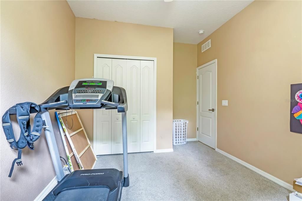Active With Contract: $320,000 (4 beds, 2 baths, 1467 Square Feet)