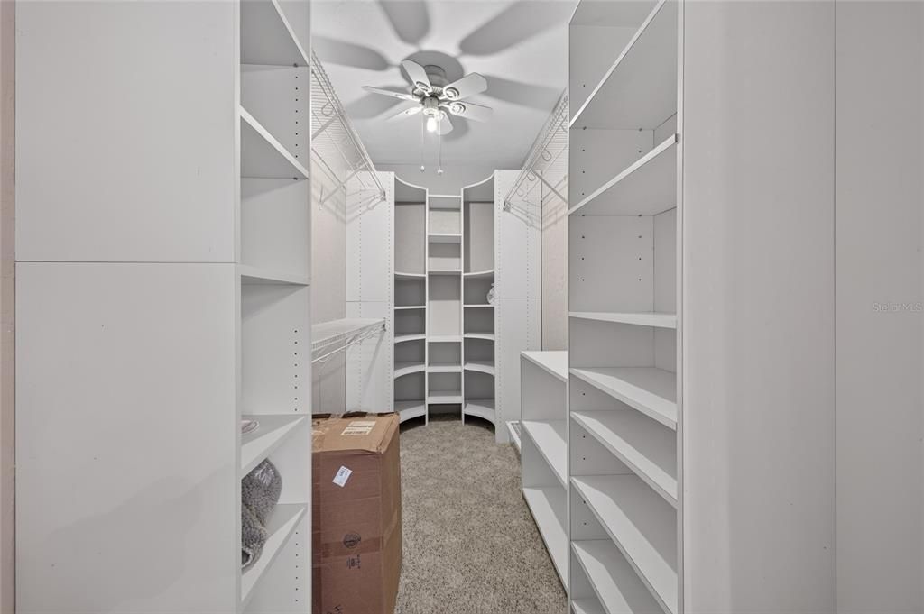 На продажу: $325,000 (3 спален, 2 ванн, 1515 Квадратных фут)