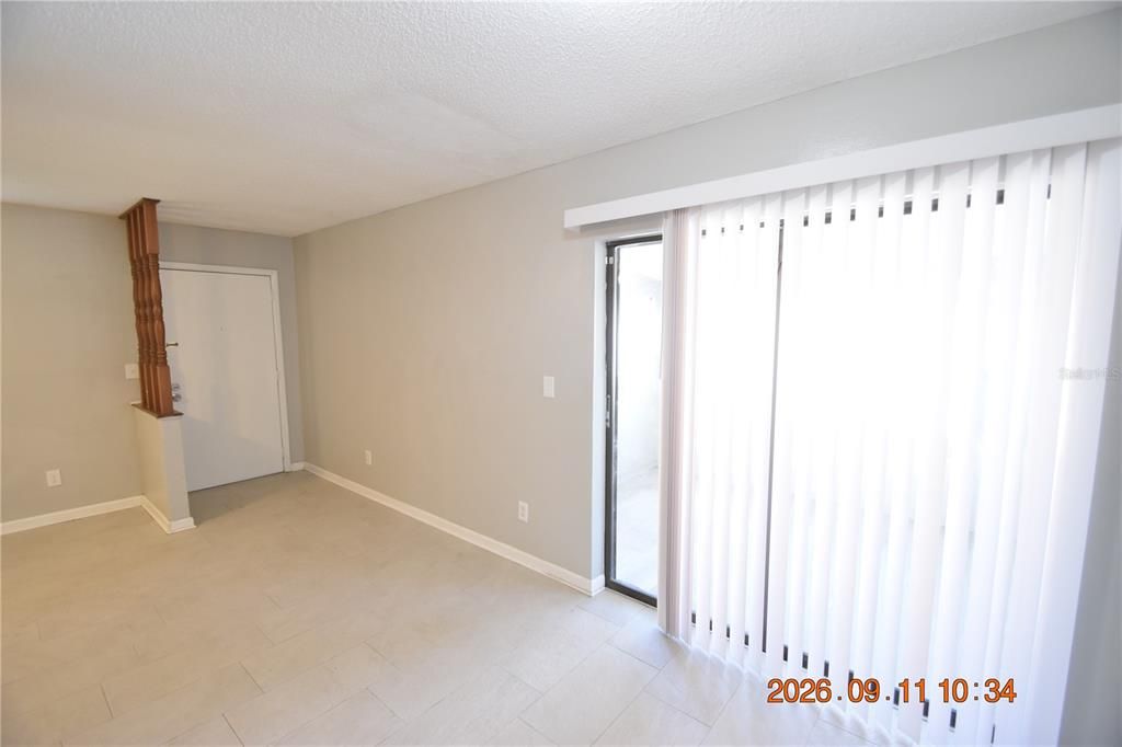 For Rent: $1,295 (1 beds, 1 baths, 798 Square Feet)
