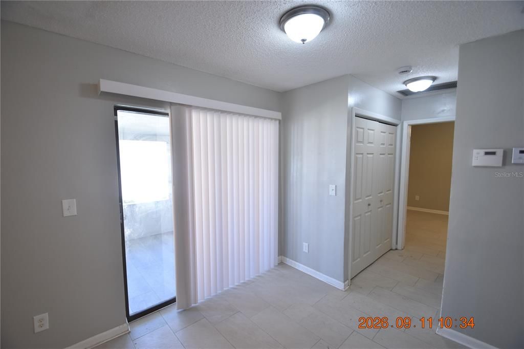 For Rent: $1,295 (1 beds, 1 baths, 798 Square Feet)