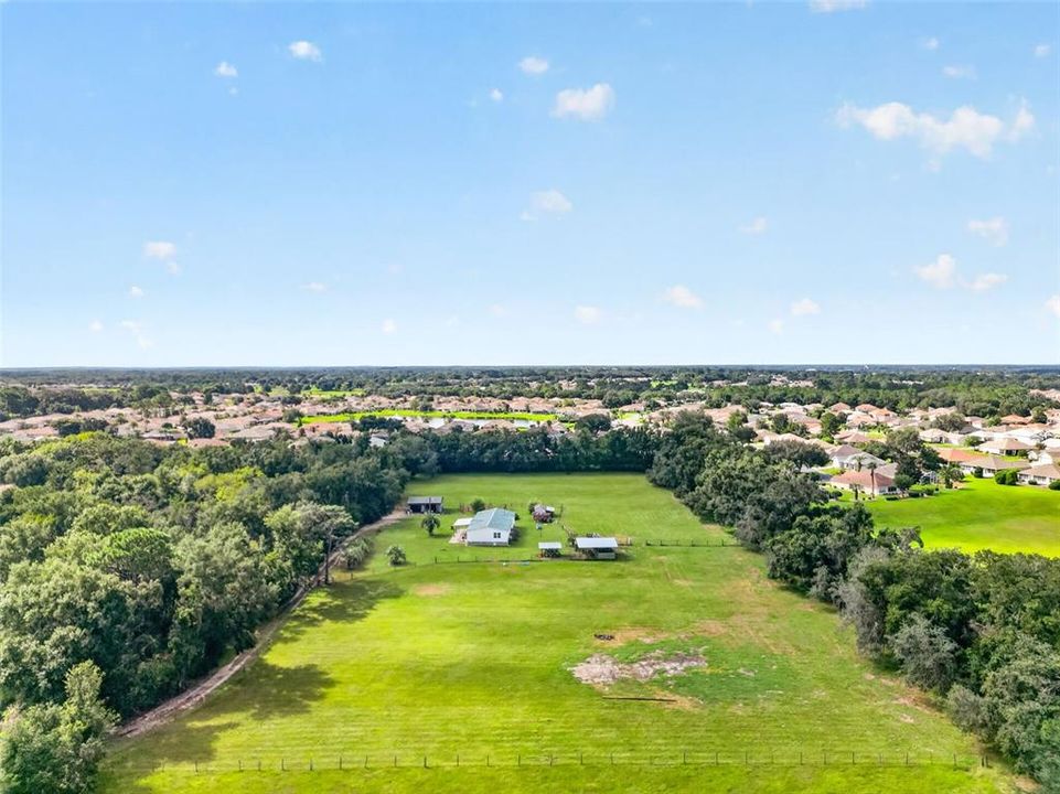 En Venta: $449,000 (3 camas, 2 baños, 2876 Pies cuadrados)