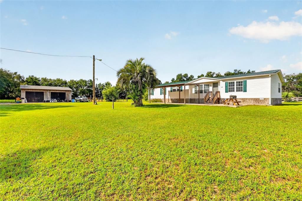 En Venta: $449,000 (3 camas, 2 baños, 2876 Pies cuadrados)