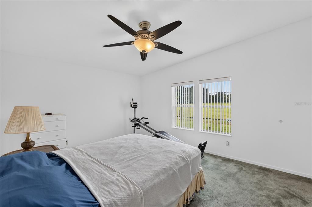 En Venta: $449,000 (3 camas, 2 baños, 2876 Pies cuadrados)