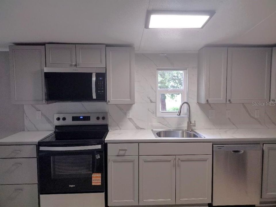En Venta: $240,000 (3 camas, 2 baños, 1064 Pies cuadrados)