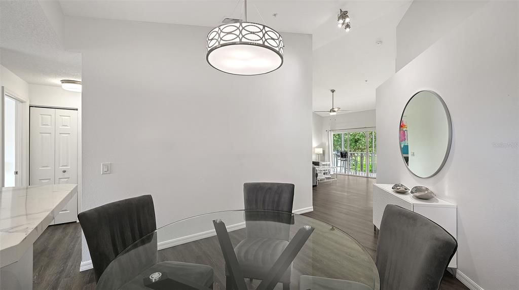 For Sale: $249,900 (3 beds, 2 baths, 1208 Square Feet)