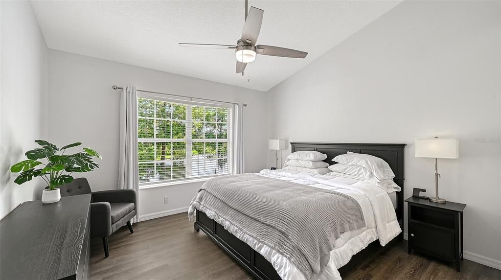 For Sale: $249,900 (3 beds, 2 baths, 1208 Square Feet)