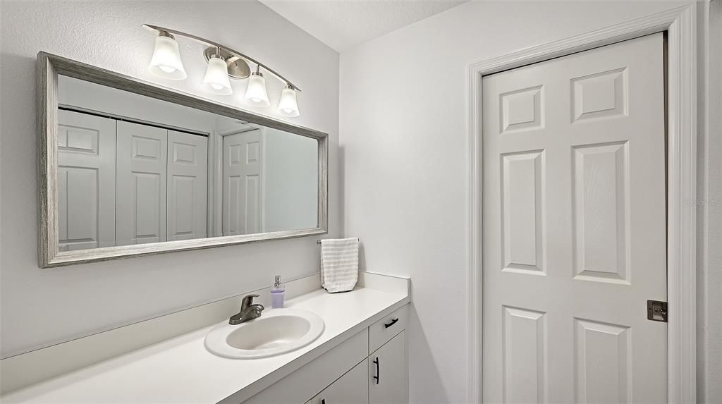 For Sale: $249,900 (3 beds, 2 baths, 1208 Square Feet)