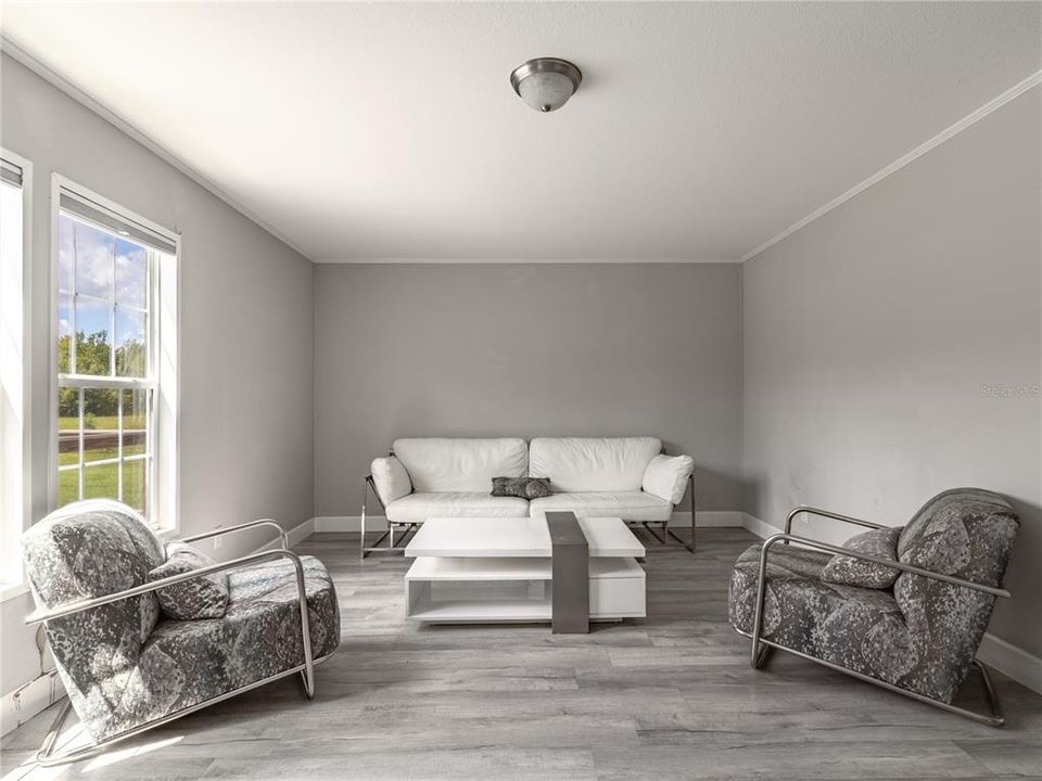 For Sale: $595,900 (3 beds, 2 baths, 1456 Square Feet)