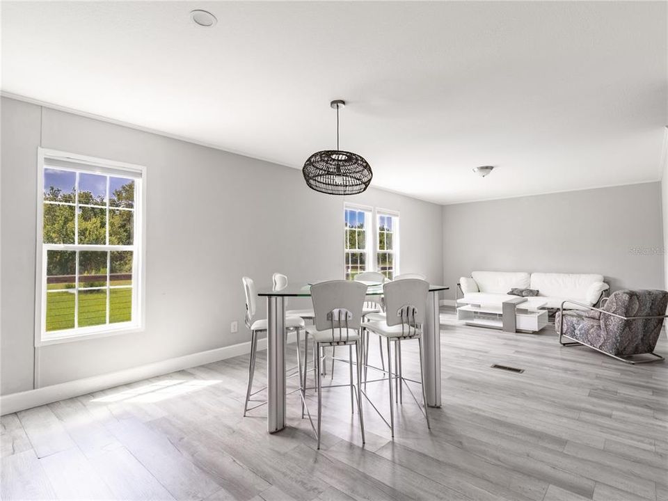 For Sale: $595,900 (3 beds, 2 baths, 1456 Square Feet)