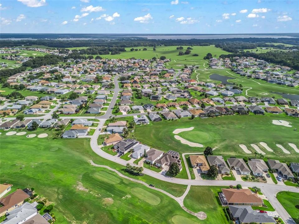 На продажу: $378,900 (2 спален, 2 ванн, 1572 Квадратных фут)