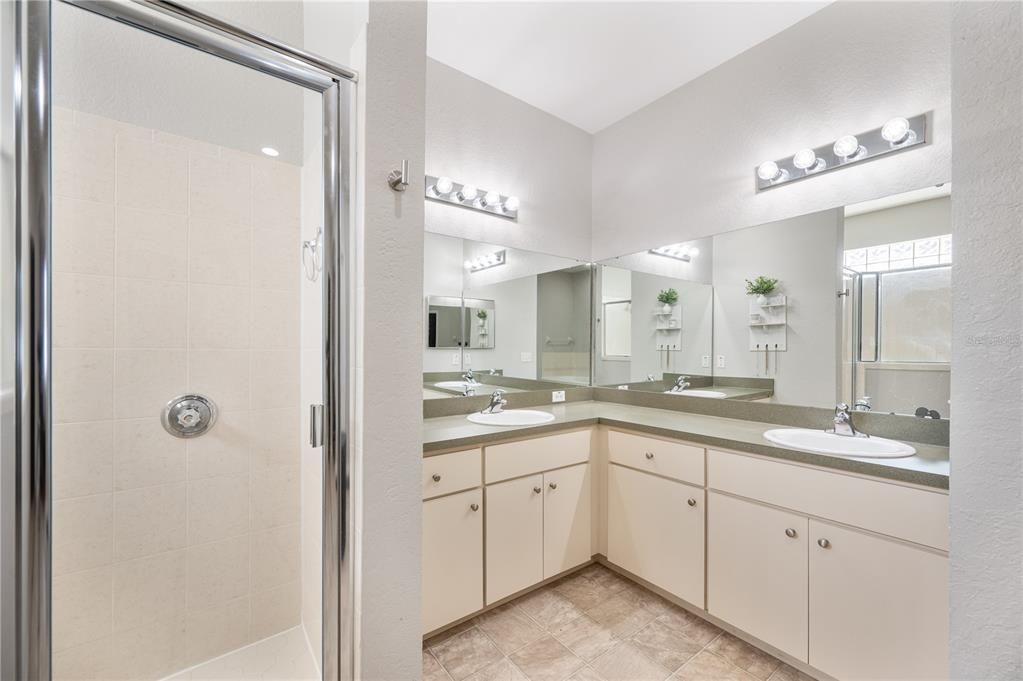 For Sale: $438,000 (4 beds, 3 baths, 2326 Square Feet)