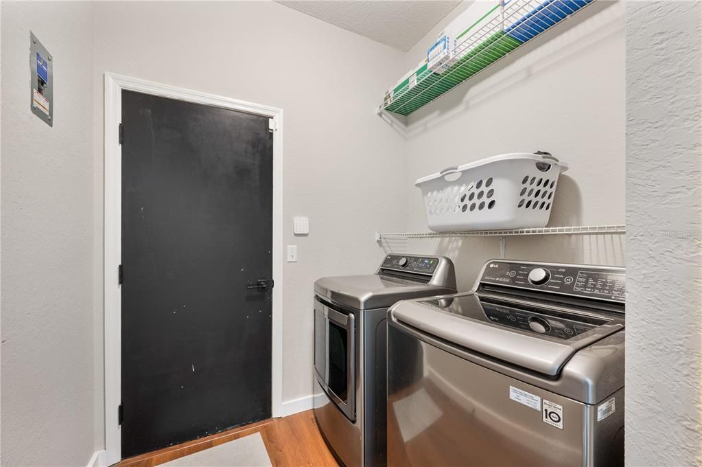 For Sale: $438,000 (4 beds, 3 baths, 2326 Square Feet)