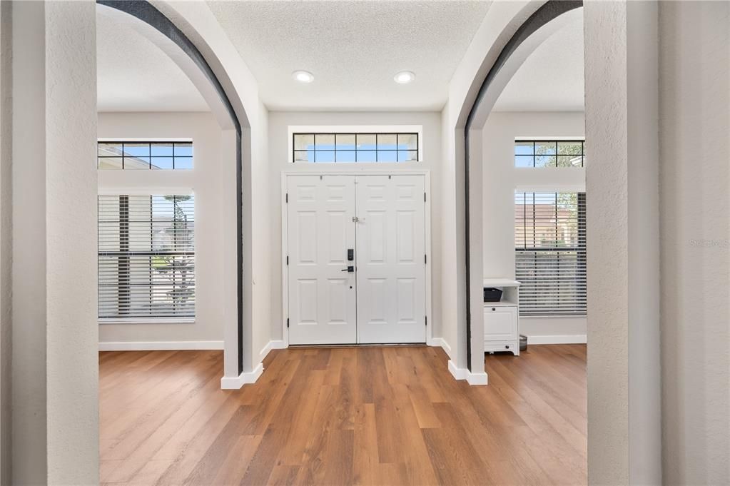 For Sale: $438,000 (4 beds, 3 baths, 2326 Square Feet)