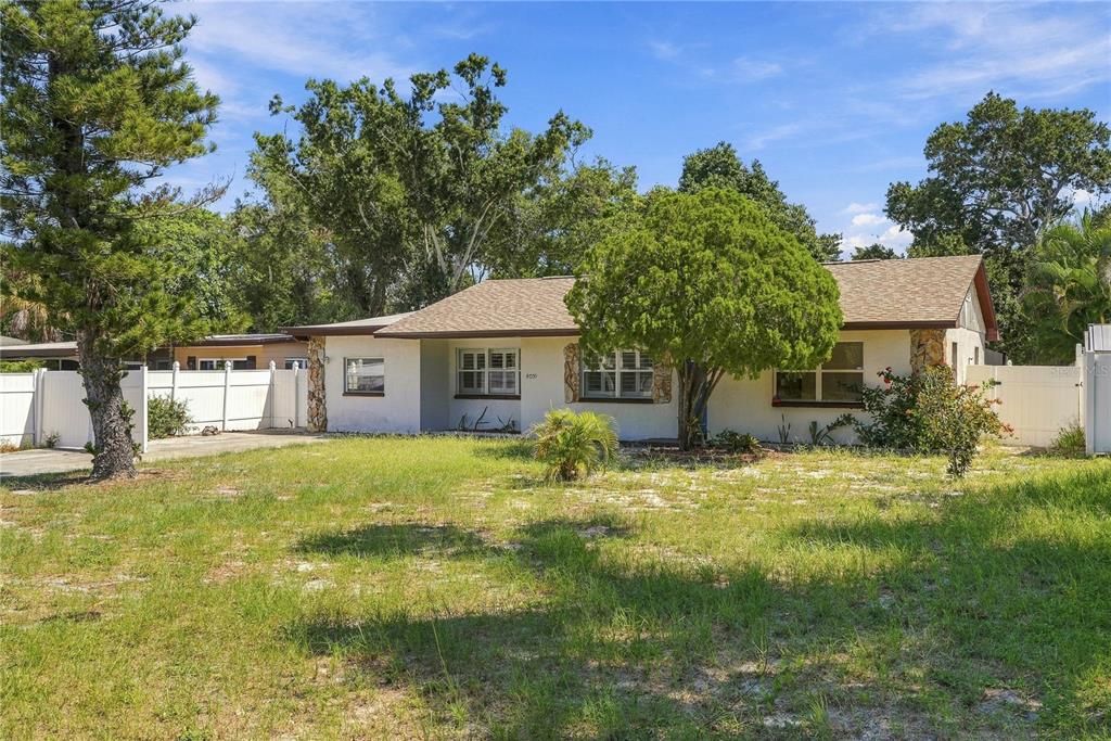 En Venta: $399,000 (3 camas, 2 baños, 2157 Pies cuadrados)
