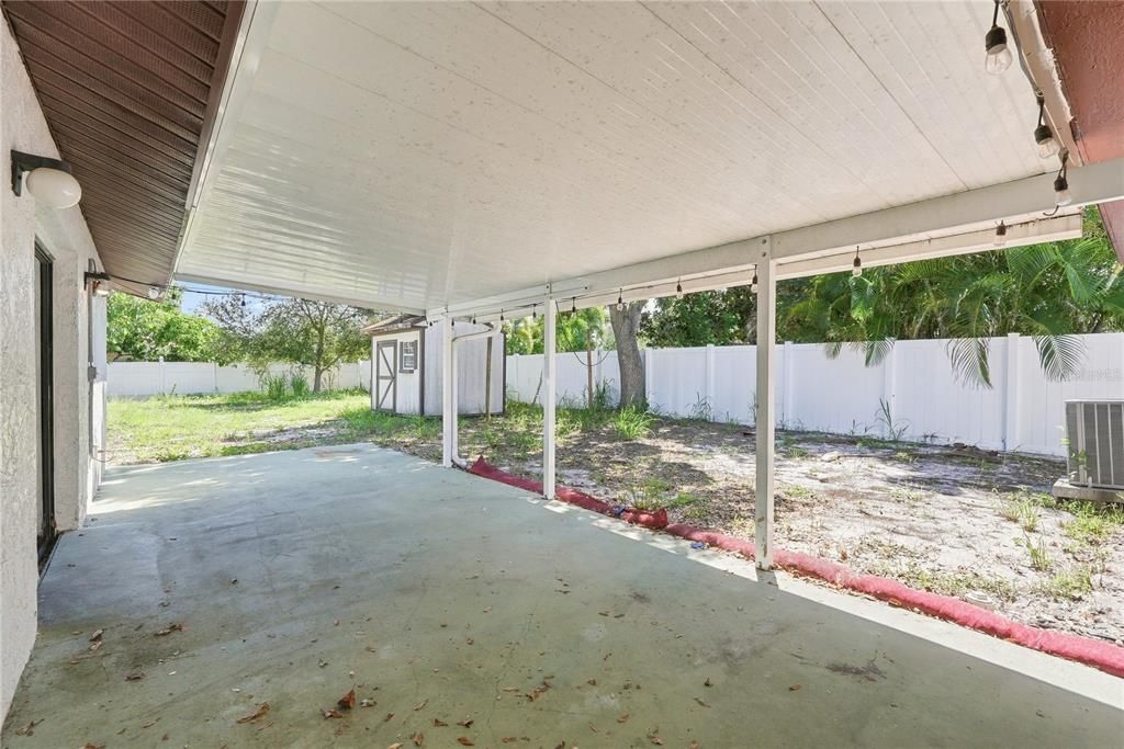 En Venta: $399,000 (3 camas, 2 baños, 2157 Pies cuadrados)