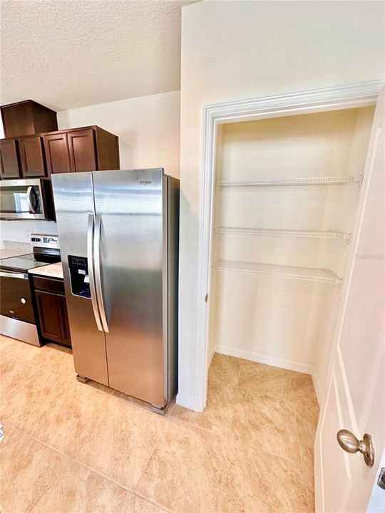 For Rent: $2,300 (4 beds, 2 baths, 1720 Square Feet)