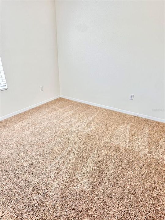 For Rent: $2,300 (4 beds, 2 baths, 1720 Square Feet)