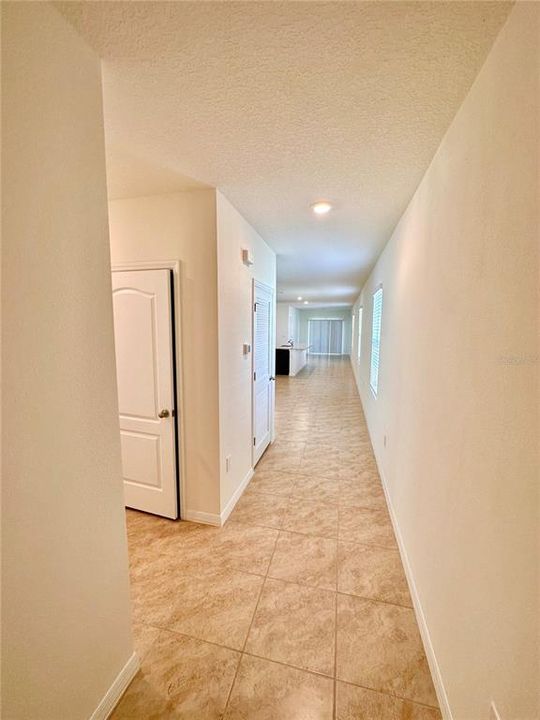 For Rent: $2,300 (4 beds, 2 baths, 1720 Square Feet)