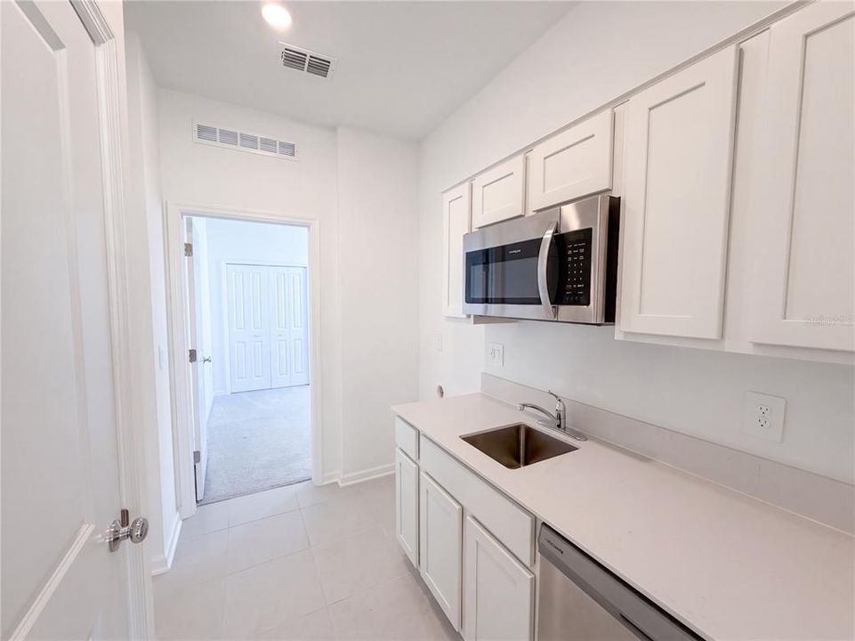En Venta: $349,000 (5 camas, 3 baños, 2088 Pies cuadrados)
