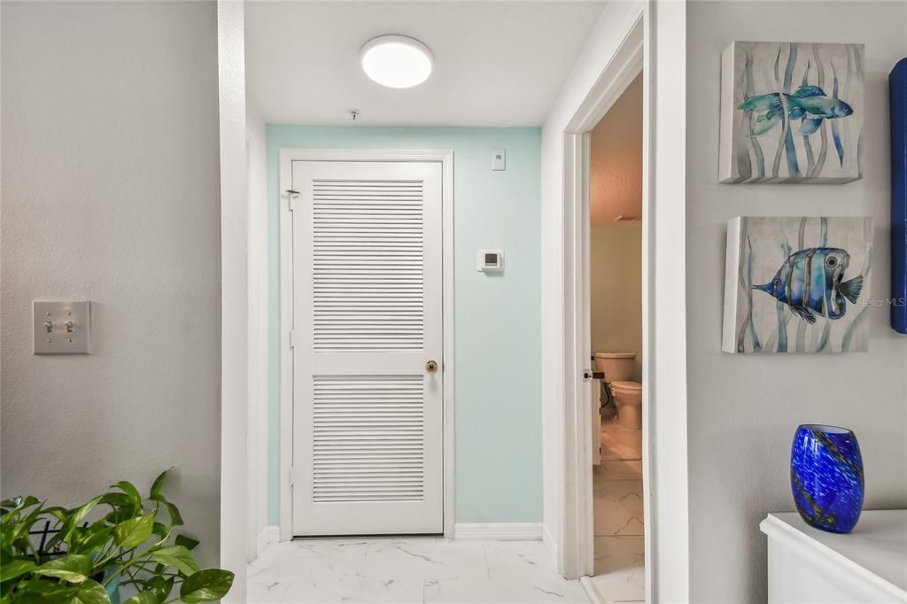 En Venta: $269,000 (1 camas, 1 baños, 964 Pies cuadrados)