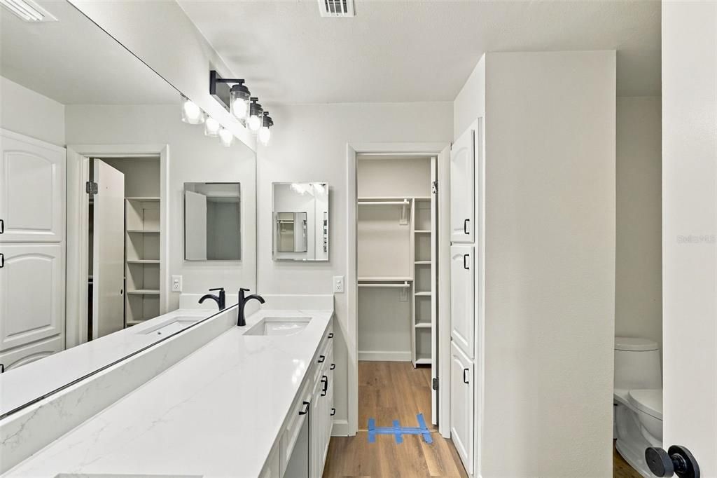 En Venta: $339,900 (3 camas, 2 baños, 1937 Pies cuadrados)