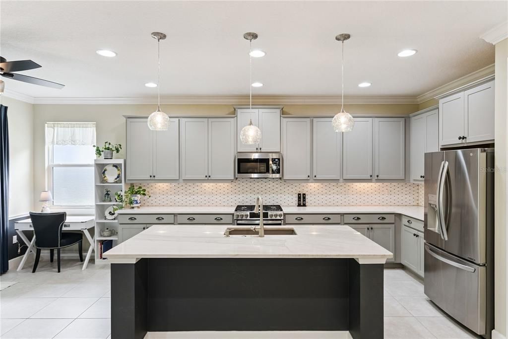 For Rent: $2,500 (3 beds, 3 baths, 2185 Square Feet)