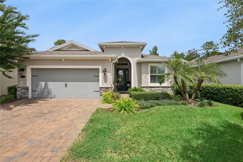 For Rent: $2,500 (3 beds, 3 baths, 2185 Square Feet)