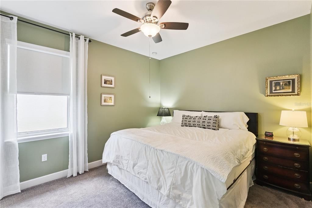 For Rent: $2,500 (3 beds, 3 baths, 2185 Square Feet)