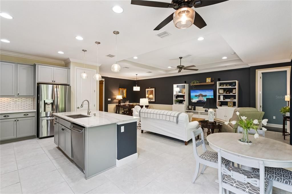 For Rent: $2,500 (3 beds, 3 baths, 2185 Square Feet)