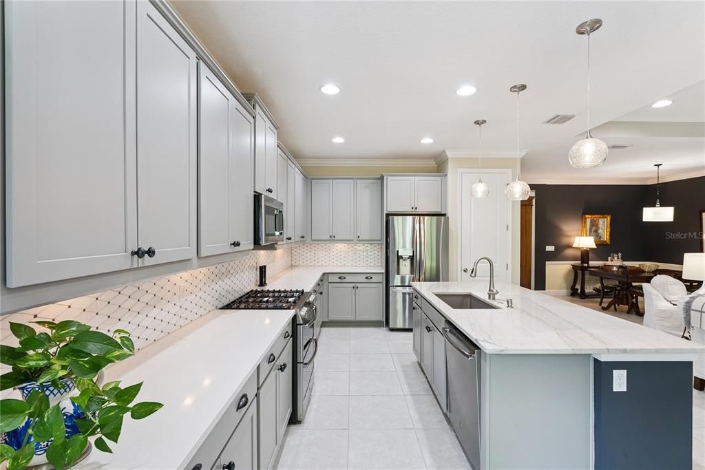 For Rent: $2,500 (3 beds, 3 baths, 2185 Square Feet)