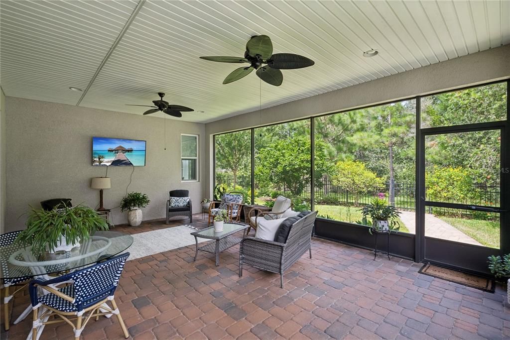For Rent: $2,500 (3 beds, 3 baths, 2185 Square Feet)