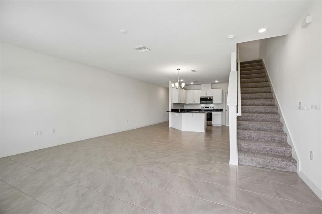 For Sale: $229,485 (3 beds, 2 baths, 1557 Square Feet)