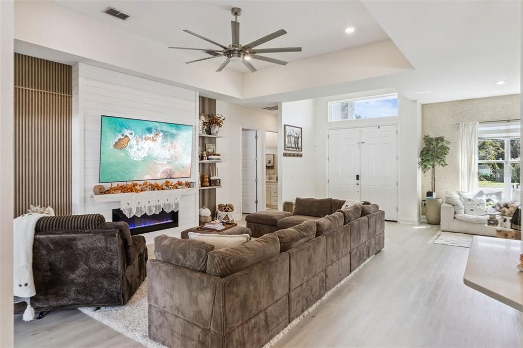 For Sale: $570,000 (4 beds, 3 baths, 2416 Square Feet)