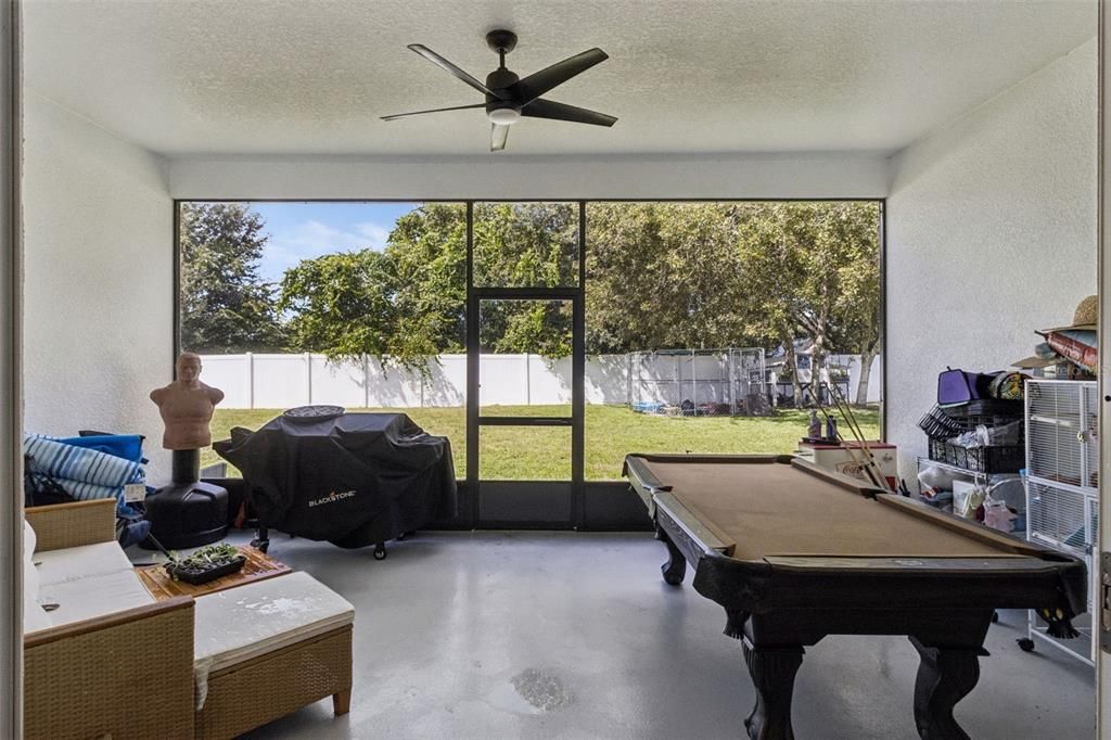 For Sale: $570,000 (4 beds, 3 baths, 2416 Square Feet)