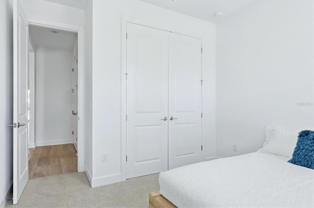 На продажу: $575,000 (2 спален, 2 ванн, 1843 Квадратных фут)