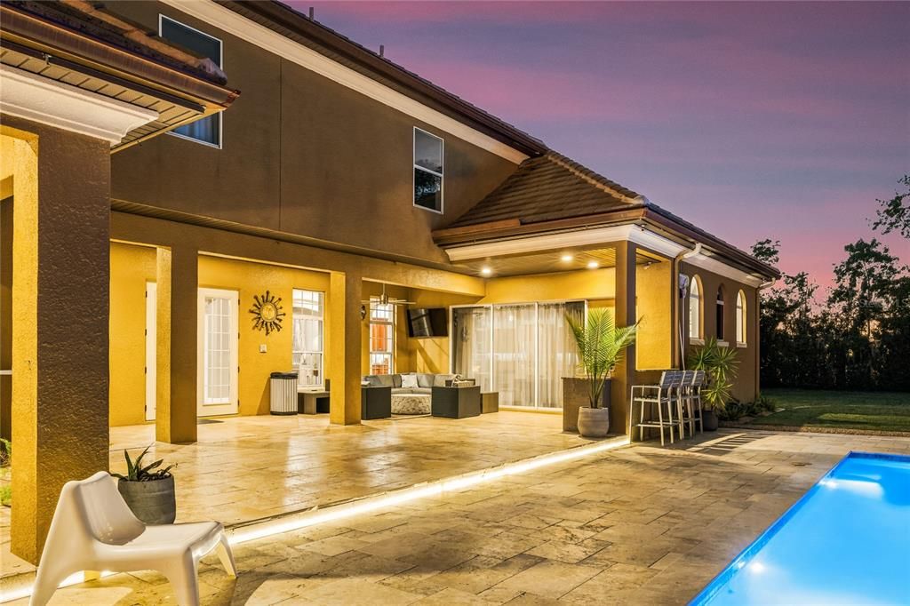 En Venta: $1,500,000 (5 camas, 3 baños, 4924 Pies cuadrados)