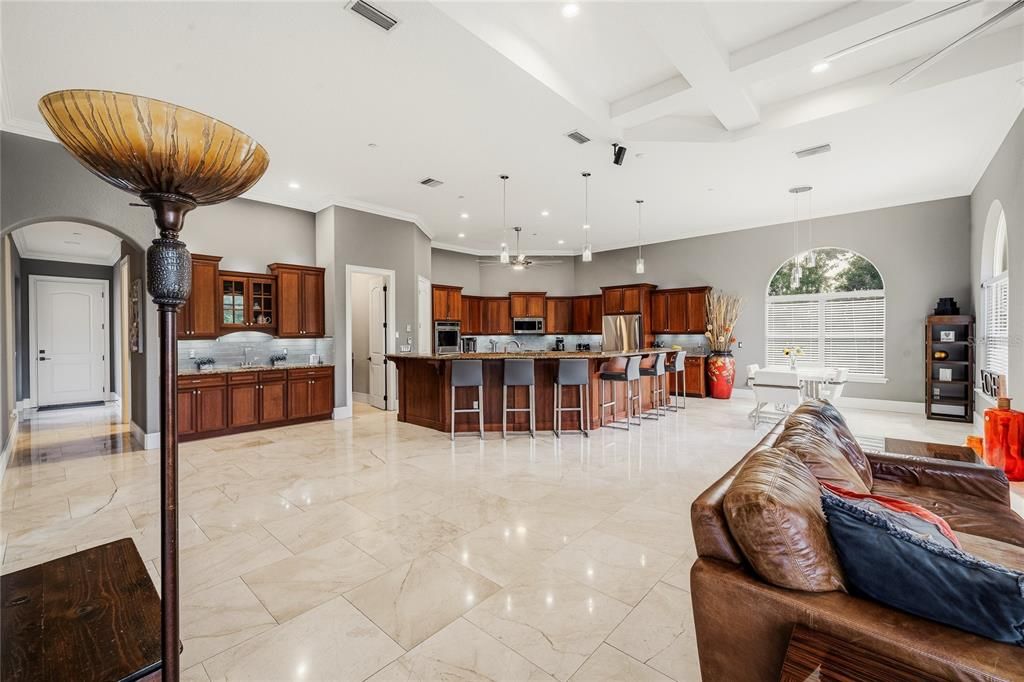 En Venta: $1,500,000 (5 camas, 3 baños, 4924 Pies cuadrados)