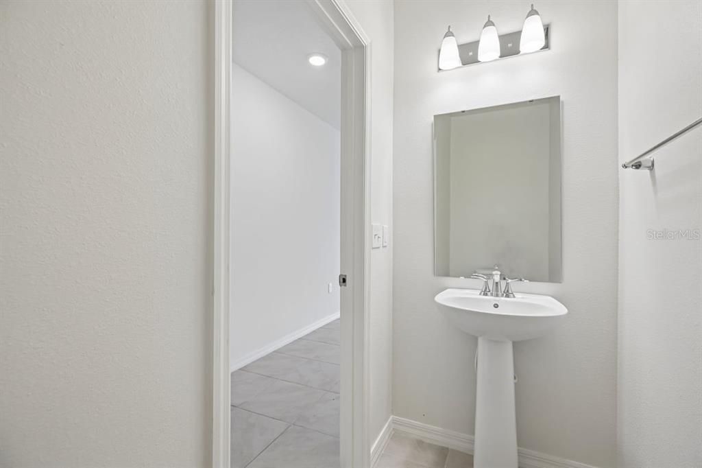 For Sale: $225,320 (3 beds, 2 baths, 1557 Square Feet)