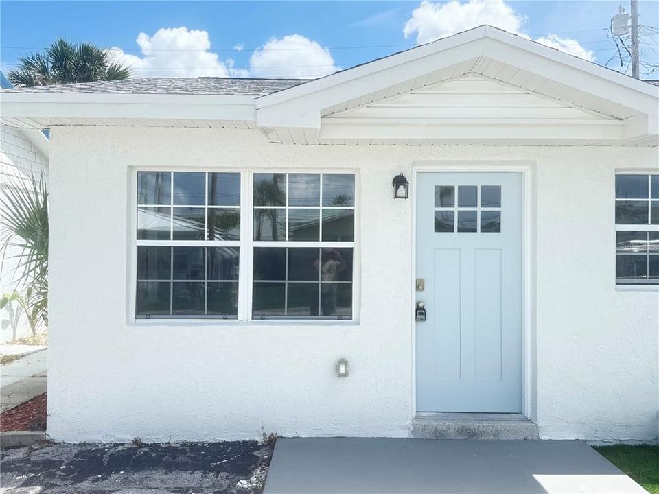 For Rent: $2,000 (1 beds, 1 baths, 646 Square Feet)