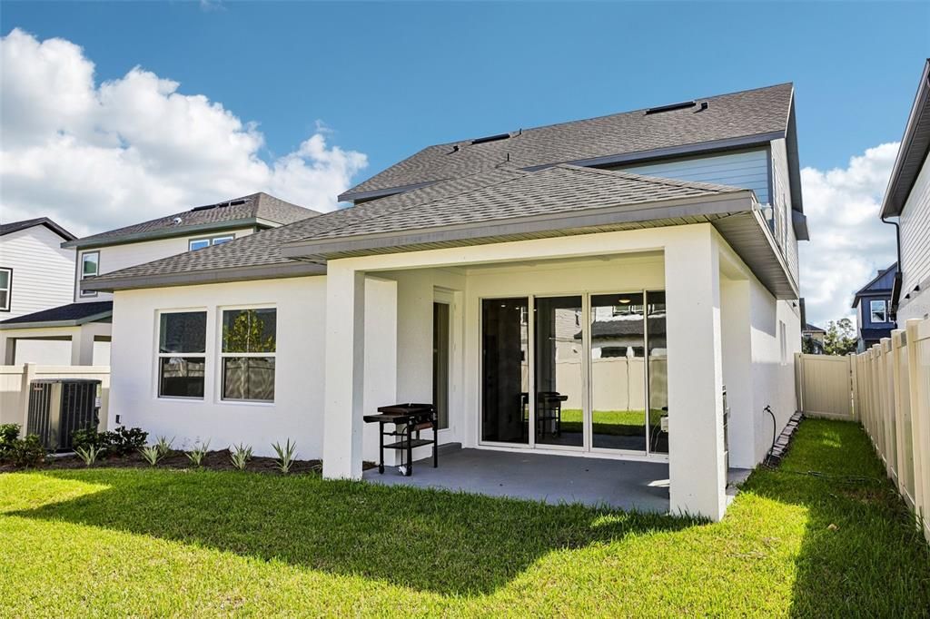 En Venta: $490,000 (4 camas, 3 baños, 2825 Pies cuadrados)