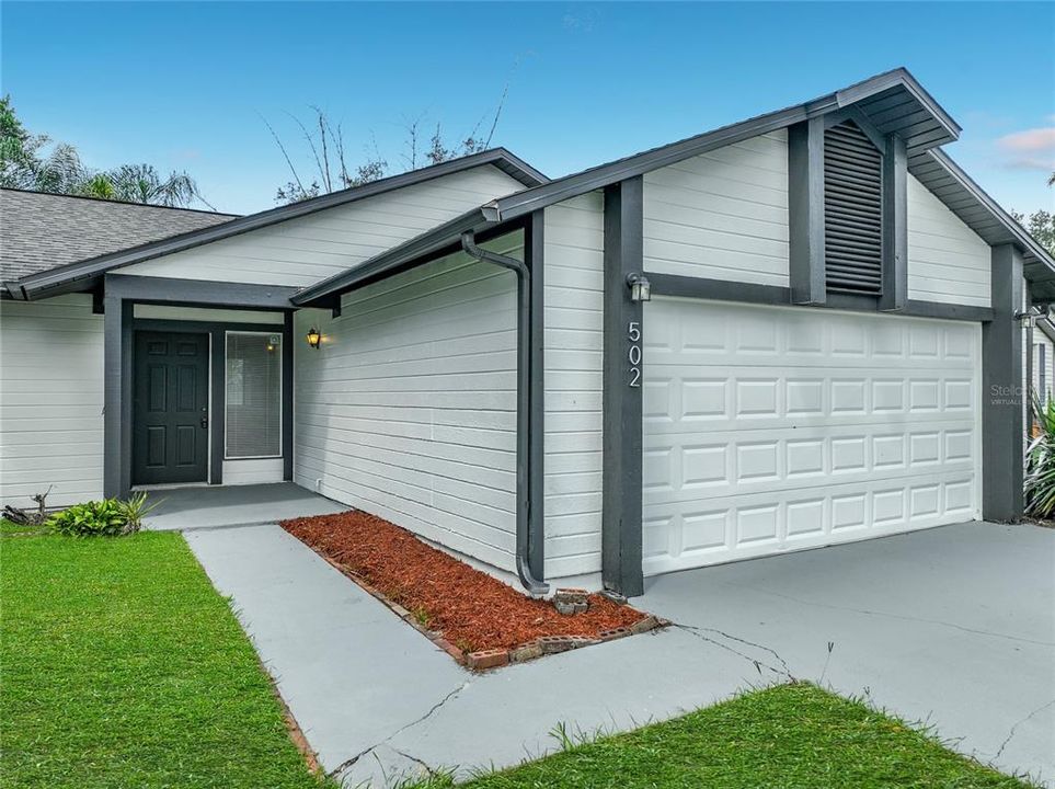 For Sale: $359,900 (3 beds, 2 baths, 1340 Square Feet)