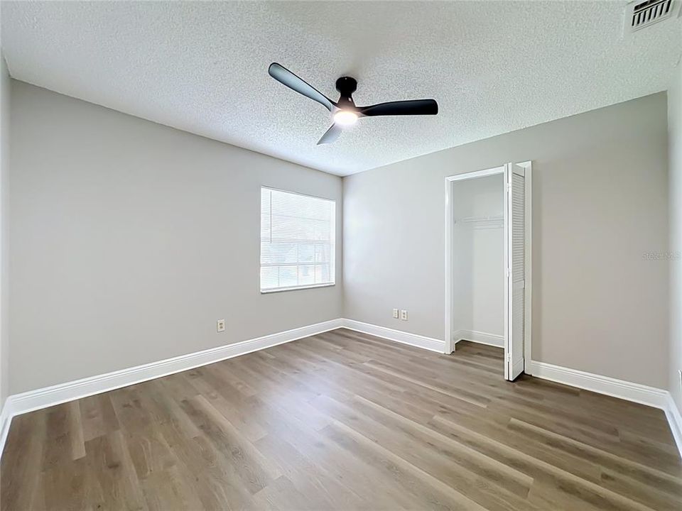 For Sale: $359,900 (3 beds, 2 baths, 1340 Square Feet)