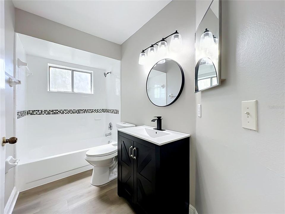 For Sale: $359,900 (3 beds, 2 baths, 1340 Square Feet)
