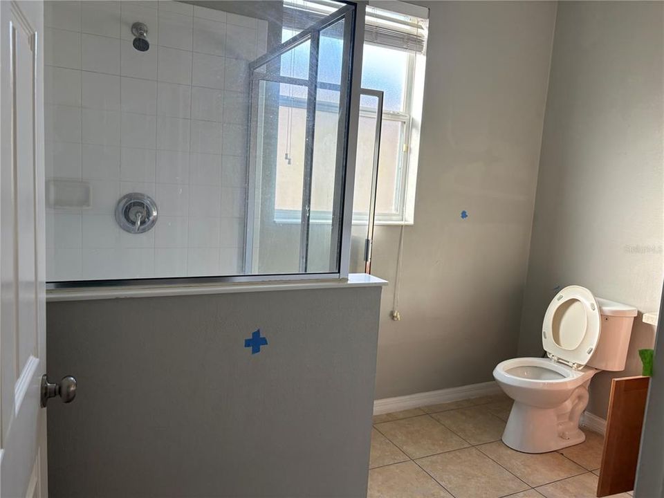 En Venta: $319,900 (5 camas, 3 baños, 2256 Pies cuadrados)