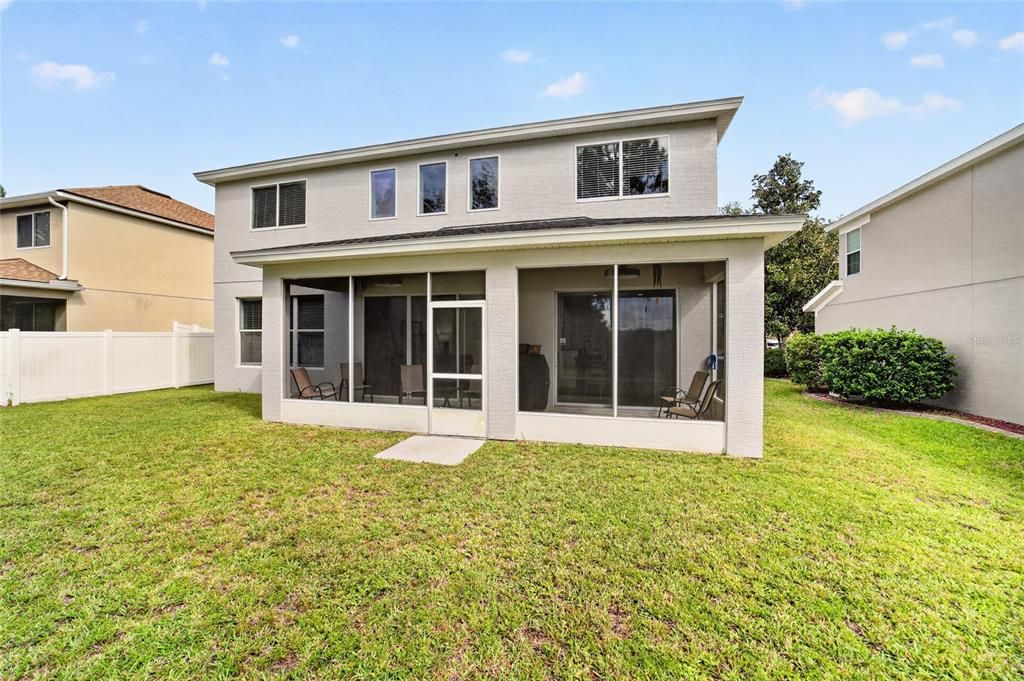 For Sale: $349,900 (4 beds, 2 baths, 2386 Square Feet)